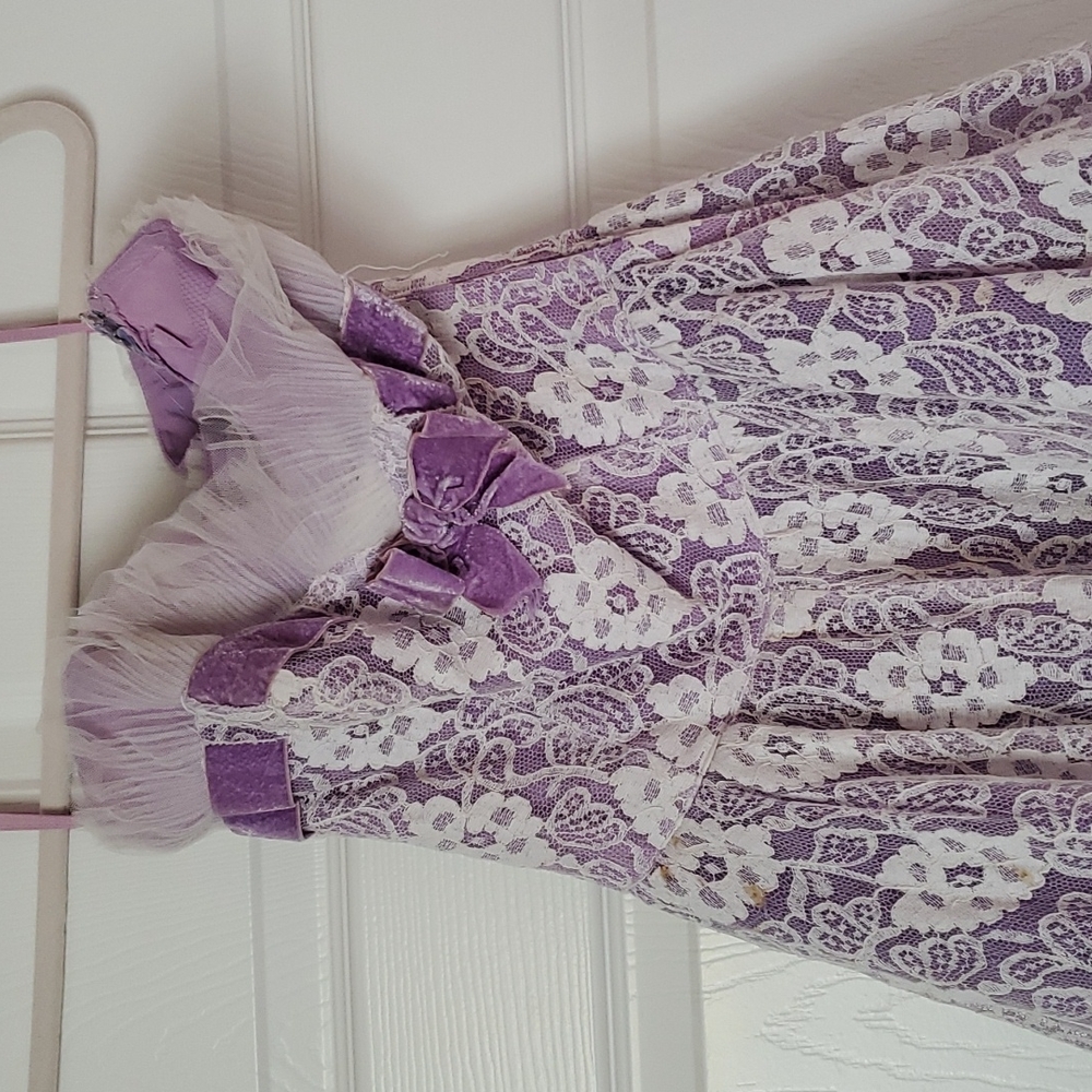 1950s lace prom dress